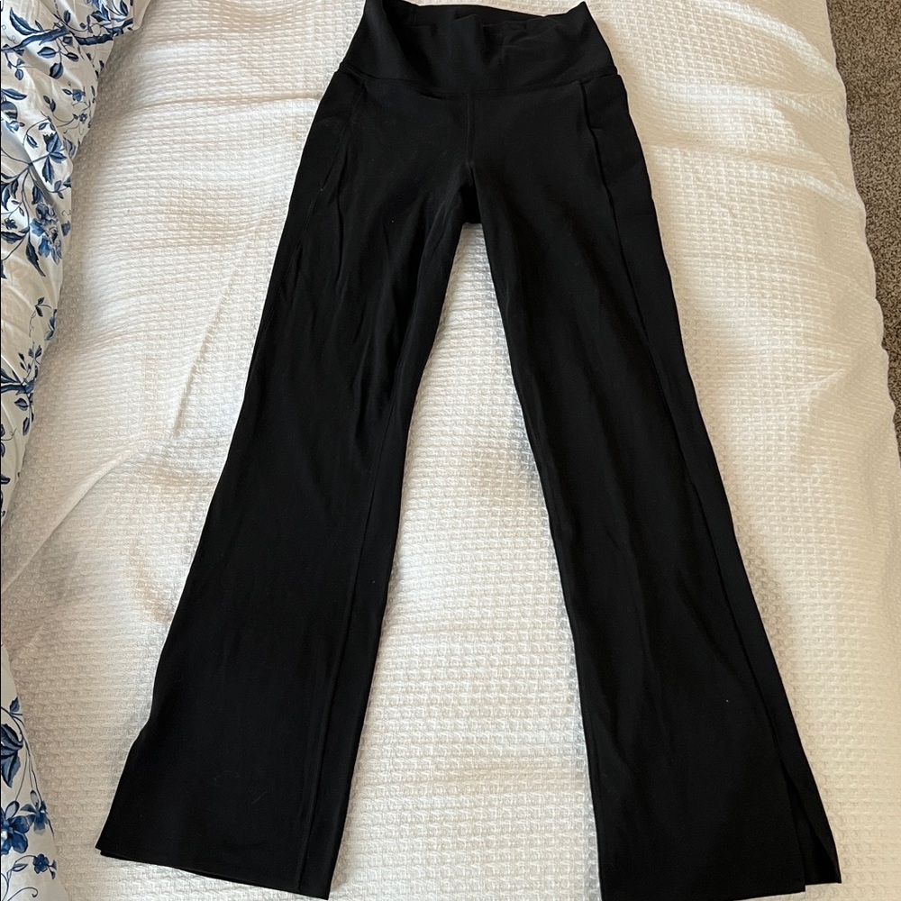 Athleta Black Crop Leggings